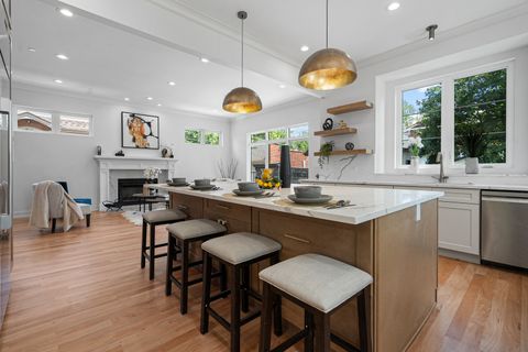 Tiny photo for 1705 S Prospect Avenue, Park Ridge, IL 60068 (MLS # 12497099)