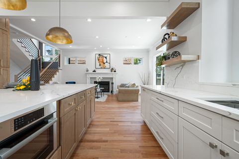 Tiny photo for 1705 S Prospect Avenue, Park Ridge, IL 60068 (MLS # 12497099)