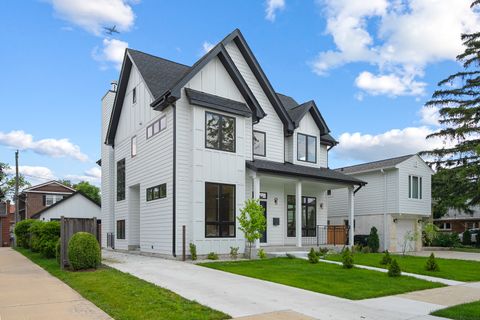 Tiny photo for 1705 S Prospect Avenue, Park Ridge, IL 60068 (MLS # 12497099)