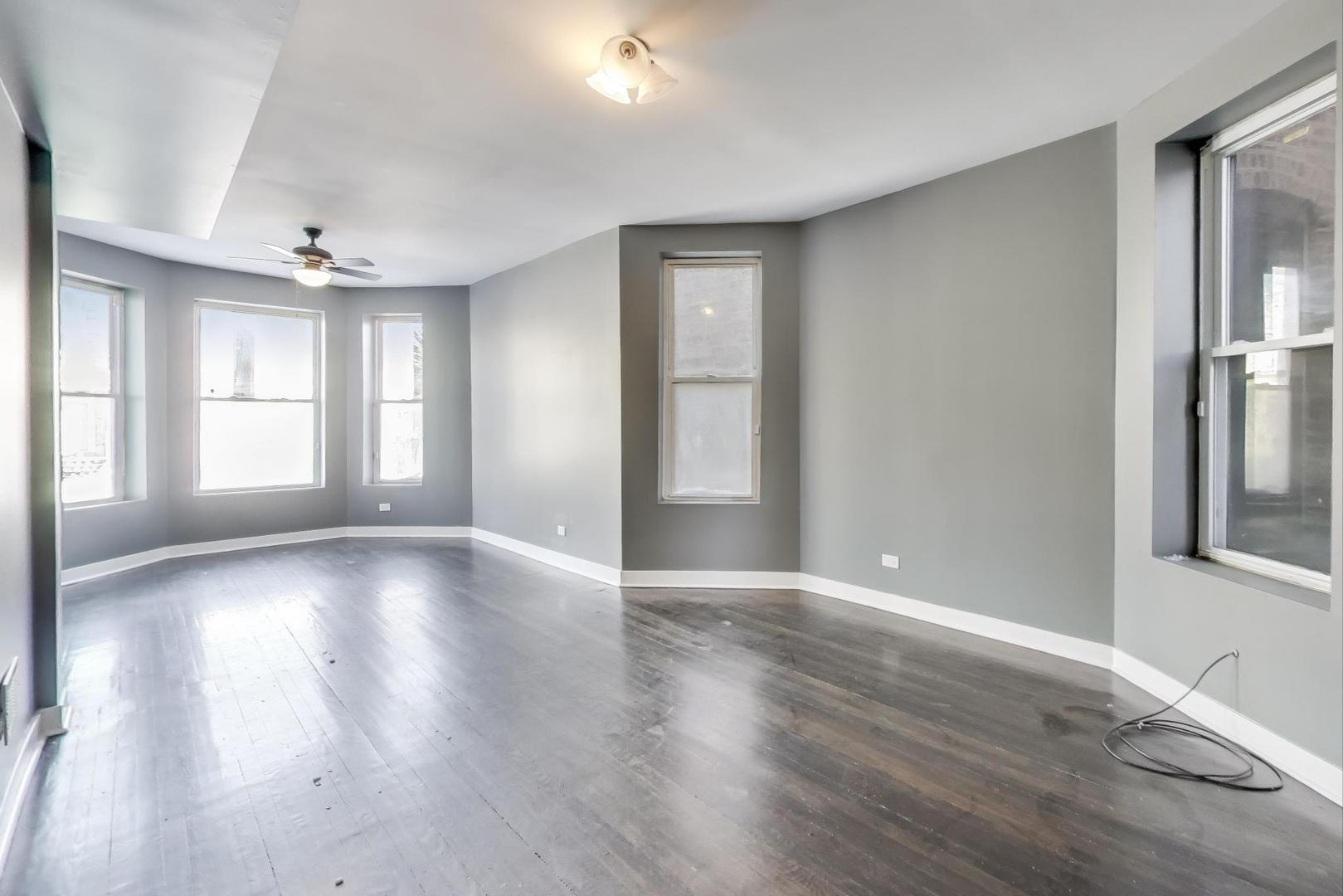 6624 S Rhodes Avenue