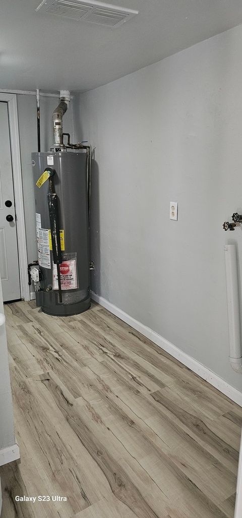 Tiny photo for 616 Morton Street, Aurora, IL 60506 (MLS # 12493648)