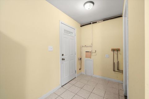 Tiny photo for 400 ROSEWOOD Avenue, Aurora, IL 60505 (MLS # 12489475)