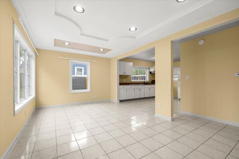 Tiny photo for 400 ROSEWOOD Avenue, Aurora, IL 60505 (MLS # 12489475)