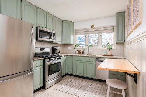 Tiny photo for 17 Ashland Avenue, River Forest, IL 60305 (MLS # 12585439)