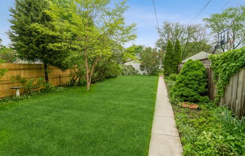 Tiny photo for 17 Ashland Avenue, River Forest, IL 60305 (MLS # 12585439)