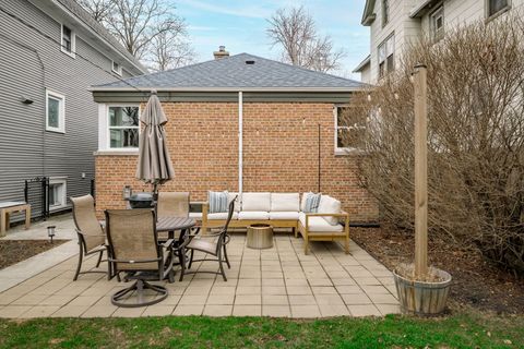 Tiny photo for 17 Ashland Avenue, River Forest, IL 60305 (MLS # 12585439)