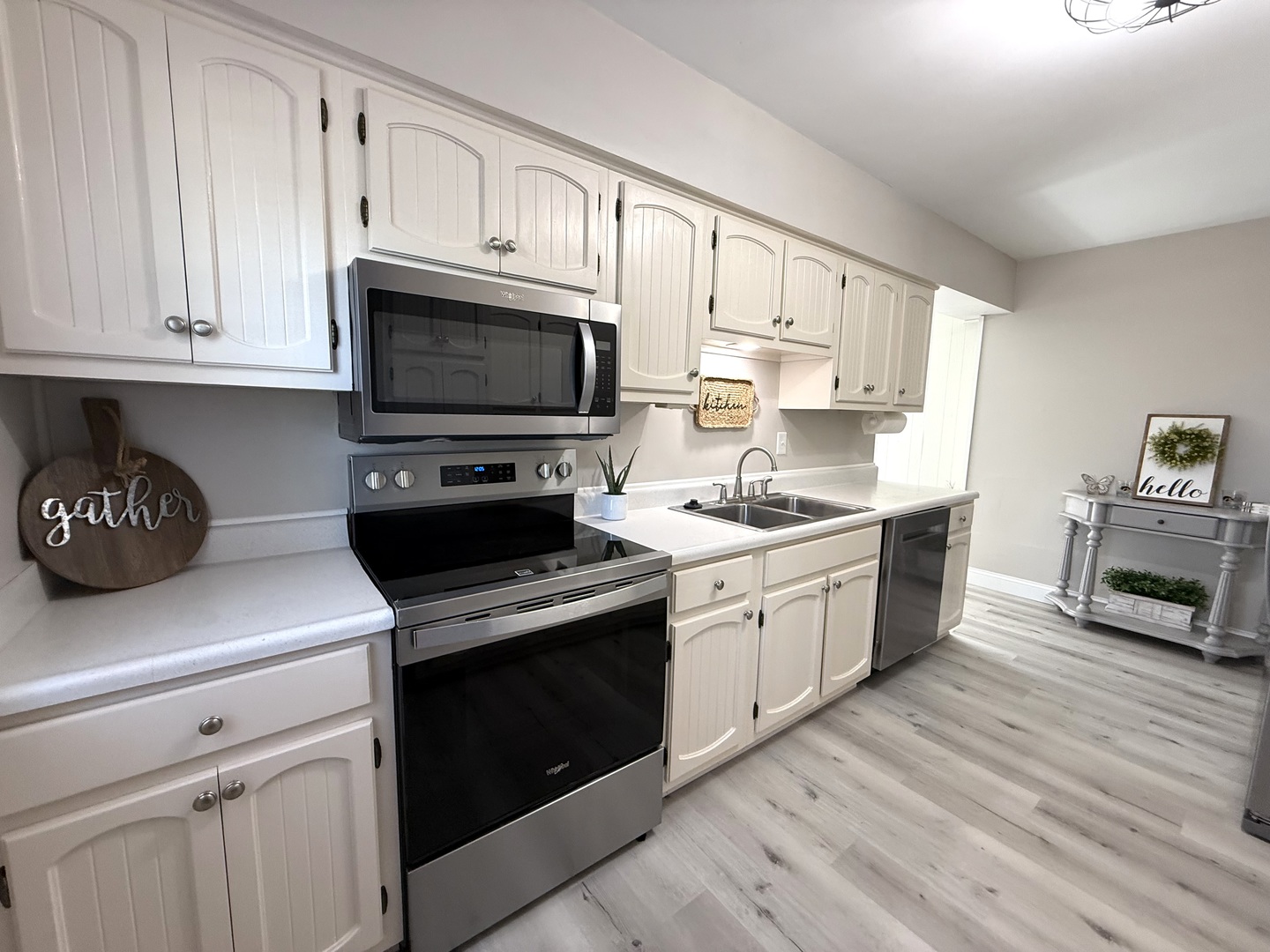 2325 N Marquette Street