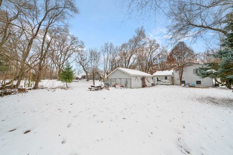 Tiny photo for 1226 Lakewood Drive, Lake Holiday, IL 60552 (MLS # 12531654)