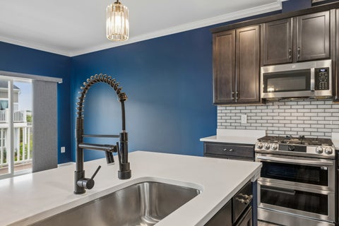 Tiny photo for 504 Comstock Road, South Elgin, IL 60177 (MLS # 12717974)