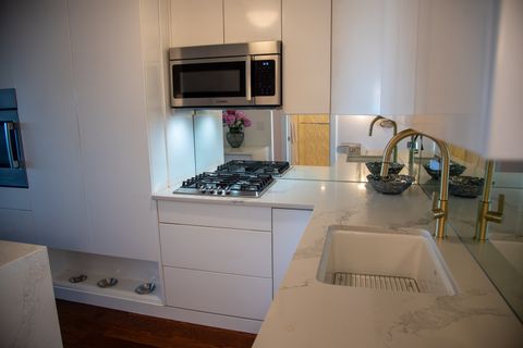 Tiny photo for 2144 N Lincoln Park PARK W #12C, Chicago, IL 60614 (MLS # 12689306)