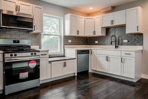 Tiny photo for 9318 S Peoria Street, Chicago, IL 60620 (MLS # 12431312)