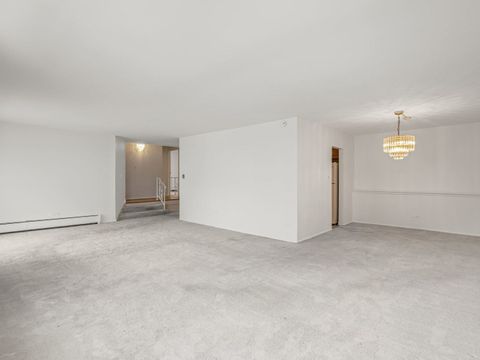 Tiny photo for 9009 Golf Road #2A, Des Plaines, IL 60016 (MLS # 12528394)