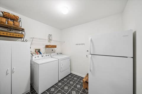 Tiny photo for 645 Chestnut Drive, Carol Stream, IL 60188 (MLS # 12631522)