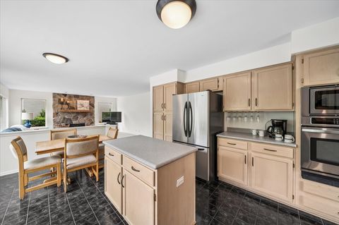 Tiny photo for 645 Chestnut Drive, Carol Stream, IL 60188 (MLS # 12631522)