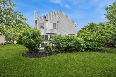 Tiny photo for 645 Chestnut Drive, Carol Stream, IL 60188 (MLS # 12631522)