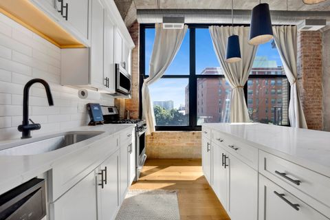 Tiny photo for 1516 S Wabash Avenue #401, Chicago, IL 60605 (MLS # 12464786)