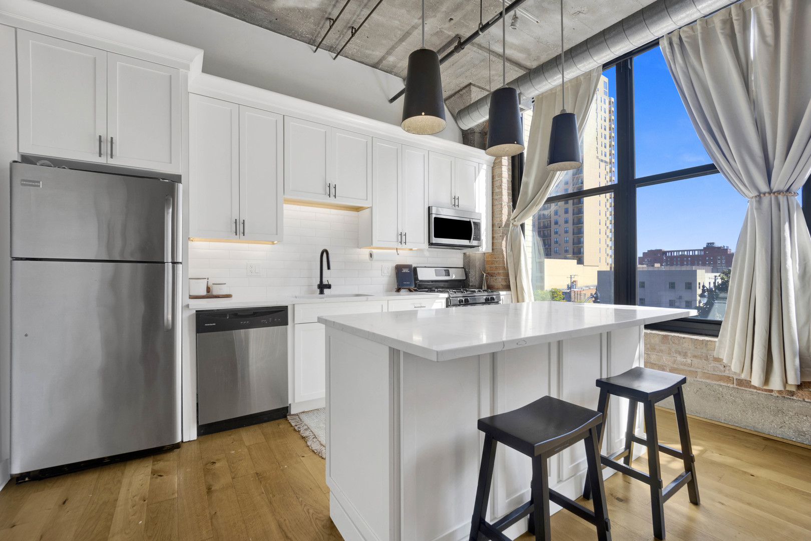 1516 S Wabash Avenue 401