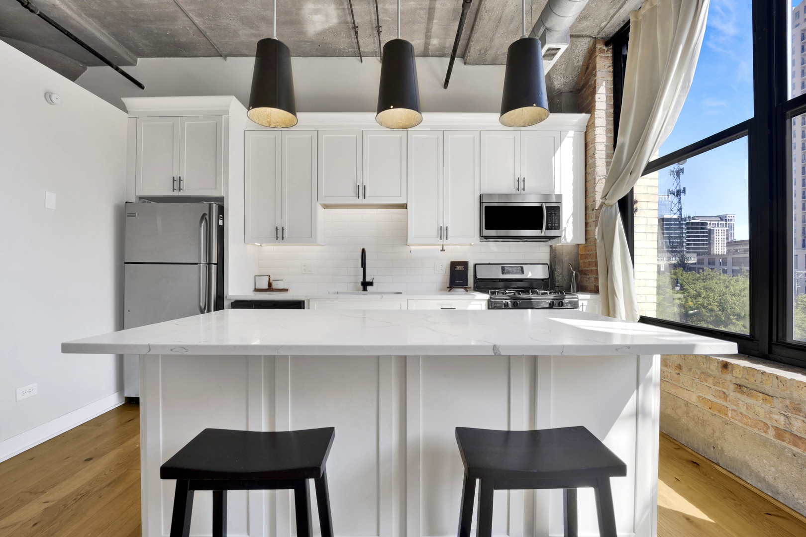 1516 S Wabash Avenue 401