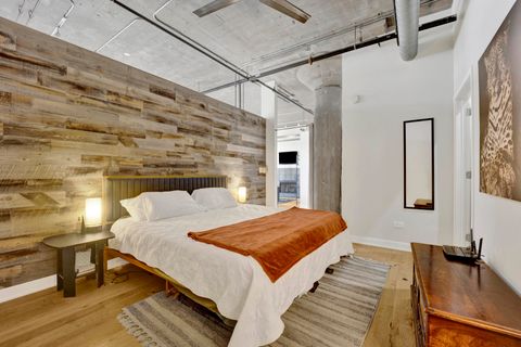 Tiny photo for 1516 S Wabash Avenue #401, Chicago, IL 60605 (MLS # 12464786)