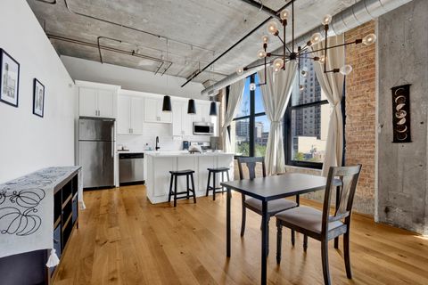 Tiny photo for 1516 S Wabash Avenue #401, Chicago, IL 60605 (MLS # 12464786)