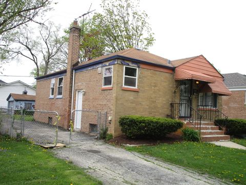 Tiny photo for 240 Linden Avenue, Bellwood, IL 60104 (MLS # 12370692)