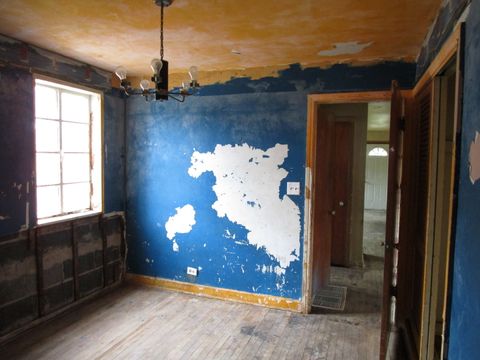 Tiny photo for 240 Linden Avenue, Bellwood, IL 60104 (MLS # 12370692)