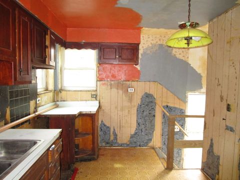 Tiny photo for 240 Linden Avenue, Bellwood, IL 60104 (MLS # 12370692)