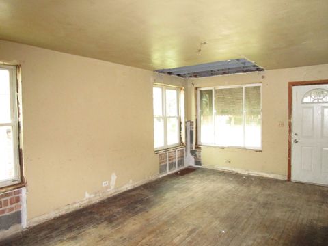 Tiny photo for 240 Linden Avenue, Bellwood, IL 60104 (MLS # 12370692)