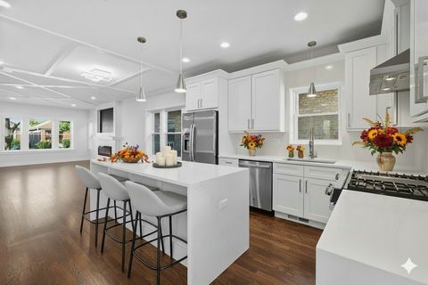 Tiny photo for 6109 W Berenice Avenue, Chicago, IL 60634 (MLS # 12507592)