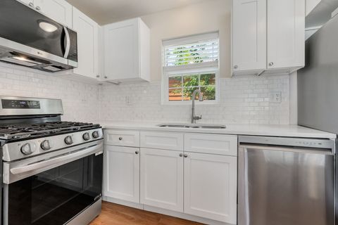 Tiny photo for 201 W Potomac Avenue, Lombard, IL 60148 (MLS # 12471796)