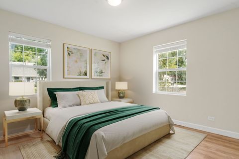 Tiny photo for 201 W Potomac Avenue, Lombard, IL 60148 (MLS # 12471796)