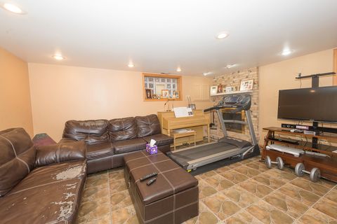 Tiny photo for 3916 N Pontiac Avenue, Chicago, IL 60634 (MLS # 12617429)