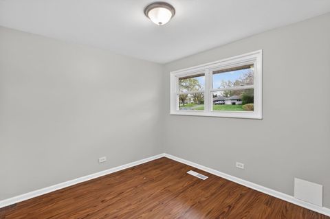 Tiny photo for 4540 181st Place, Country Club Hills, IL 60478 (MLS # 12620483)