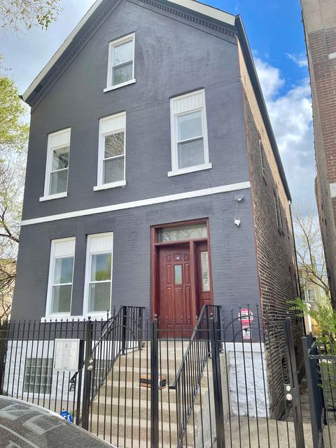 2713 W Gladys Avenue 3 Chicago IL 60612
