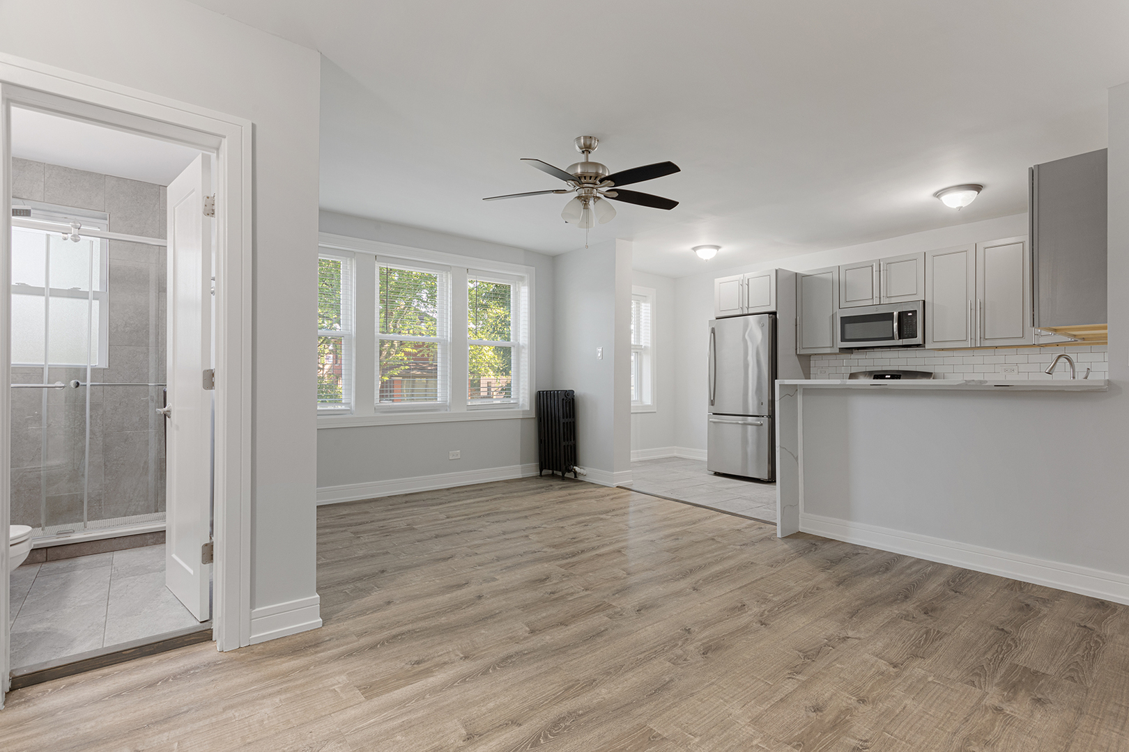 1521 W Sherwin Avenue 501