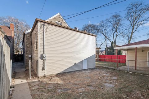 Tiny photo for 7654 S Seeley Avenue, Chicago, IL 60620 (MLS # 12550460)