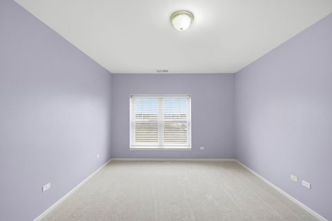 Tiny photo for 390 W Mahogany Court #606, Palatine, IL 60067 (MLS # 12509744)