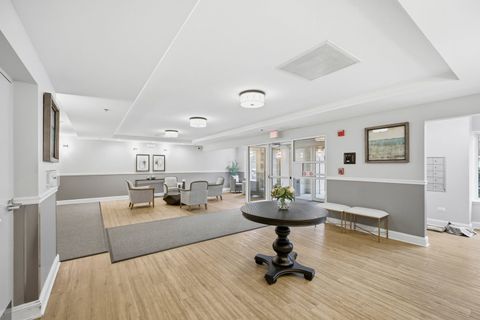 Tiny photo for 390 W Mahogany Court #606, Palatine, IL 60067 (MLS # 12509744)