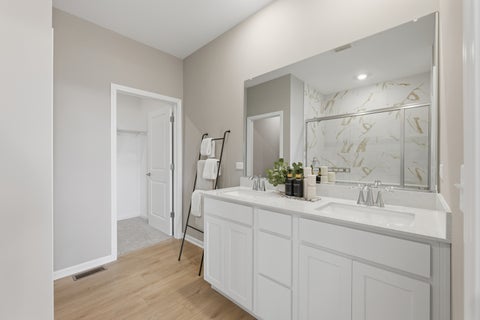 Tiny photo for 1104 Rebecca Court, Libertyville, IL 60048 (MLS # 12743214)