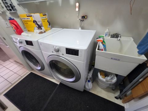 Tiny photo for 906 Cynthia Lane, Lake In The Hills, IL 60156 (MLS # 12600158)