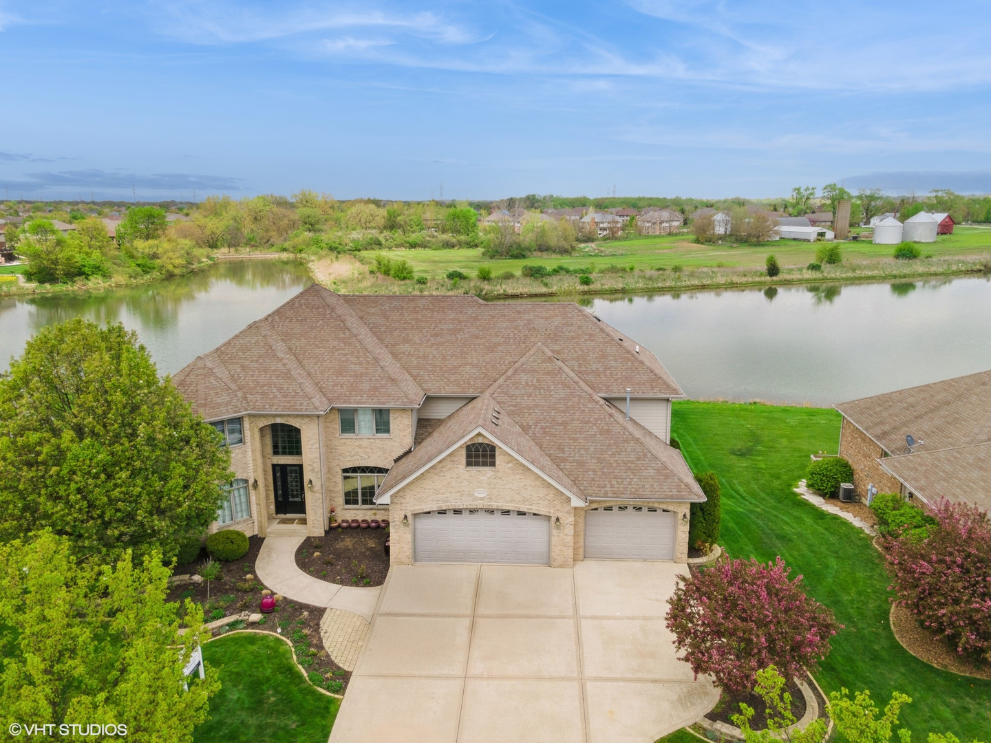 22844 Lakeview Estates Boulevard