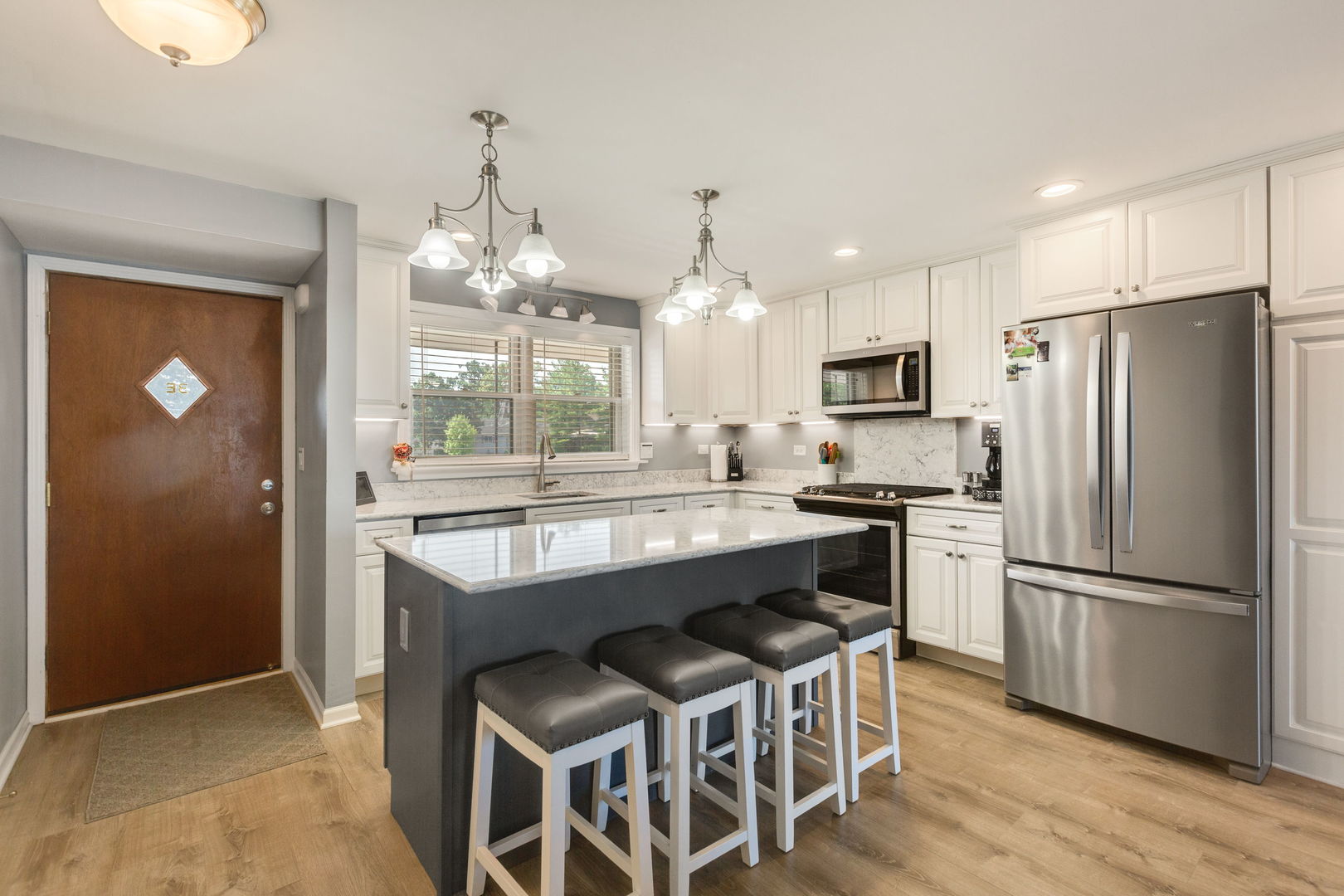 26 N PISTAKEE LAKE Road 3E