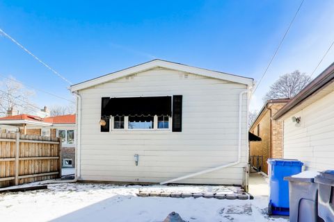 Tiny photo for 6516 N Nordica Avenue, Chicago, IL 60631 (MLS # 12550703)