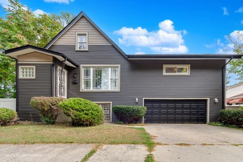 Photo of 8821 S PRINCETON Avenue, Chicago, IL 60620 (MLS # 12517346)