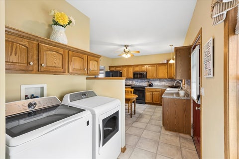 Tiny photo for 1118 10th Avenue, Fulton, IL 61252 (MLS # 12757463)