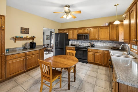 Tiny photo for 1118 10th Avenue, Fulton, IL 61252 (MLS # 12757463)