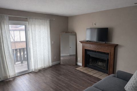 Tiny photo for 2004 Tracy Drive #5, Bloomington, IL 61704 (MLS # 12563784)