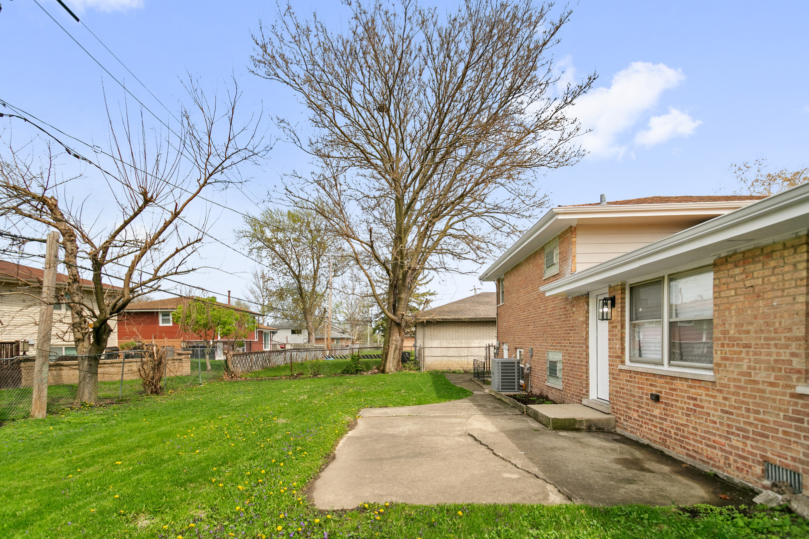 1158 E 169TH Street
