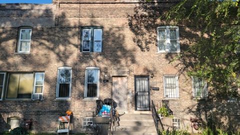 Photo of 10710 S Langley Avenue, Chicago, IL 60628 (MLS # 12486430)
