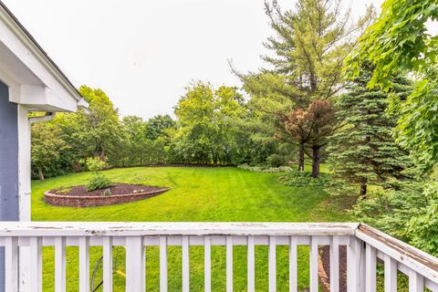 A home in Burr Ridge